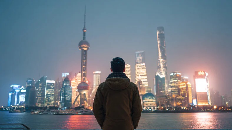 中国民营科技企业,从香港走向全球竞争