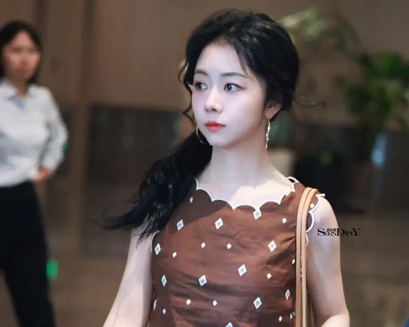 三连大热剧加冕!林允儿:从偶像到「值得信赖的演员」的蜕变之路