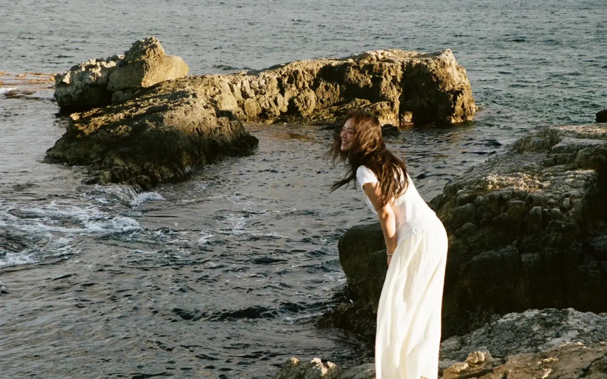 李威透露入教原因：演艺圈浮华难觅平静，信教因所谓“神迹”