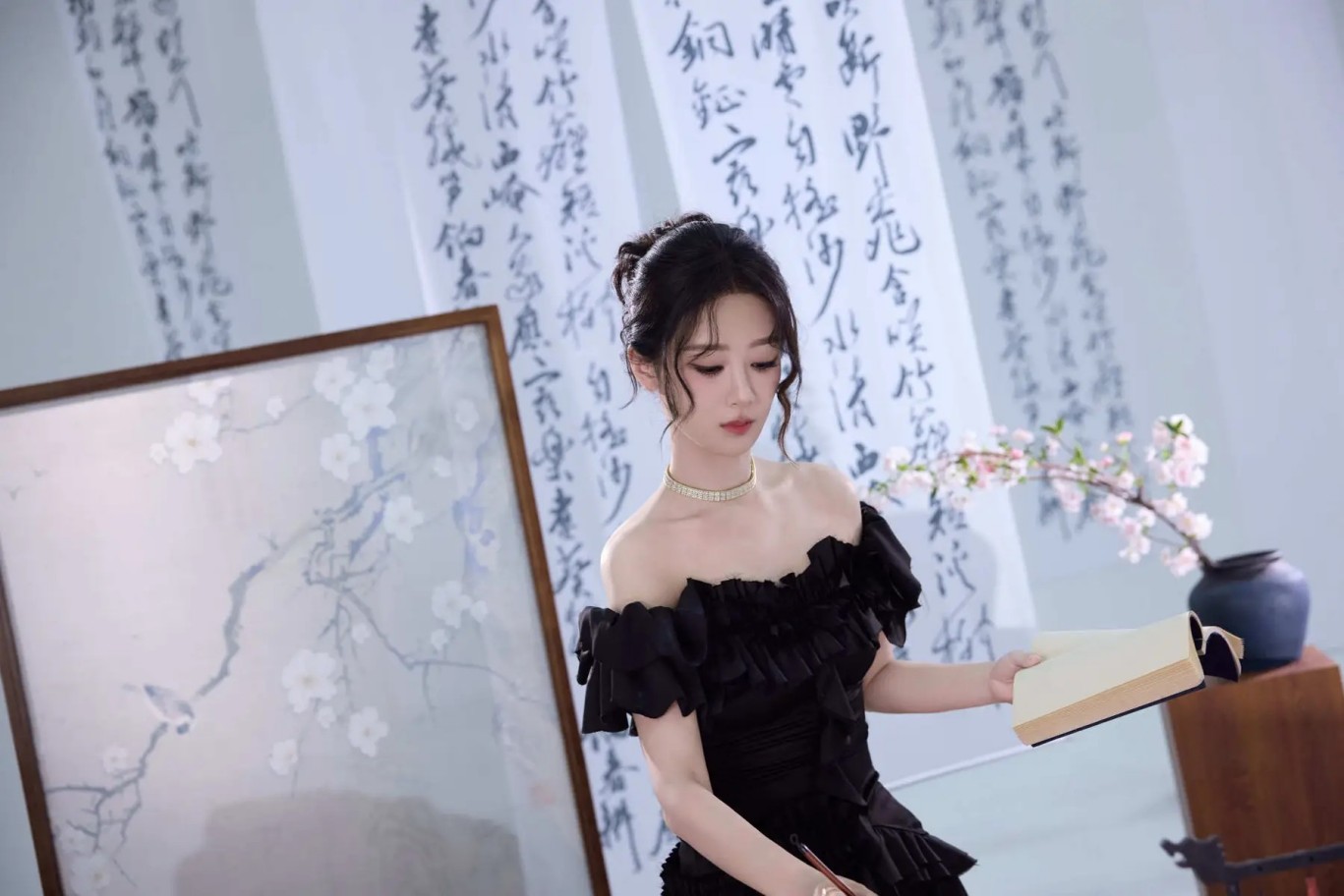 A妹与男友疑分手数月 两人曾合作《魔法坏女巫》